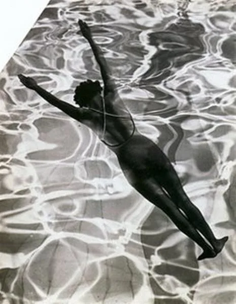 Agua – DORA MAAR