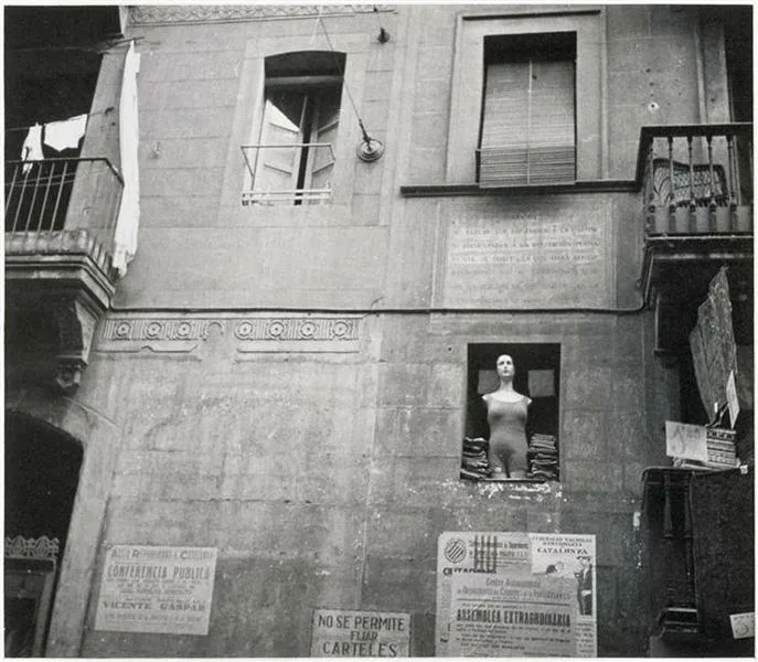 Barcelona -DORA MAAR
